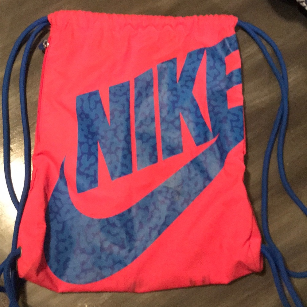 Nike Sling Bag